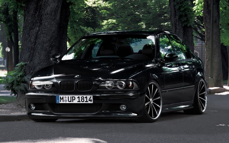 BMW e39 Black