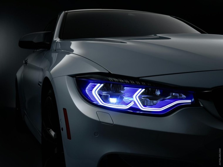 BMW m4 iconic Lights