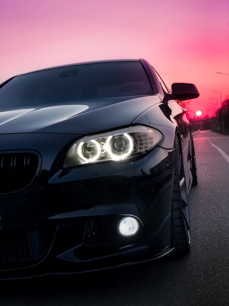 Машины с красивыми фарами