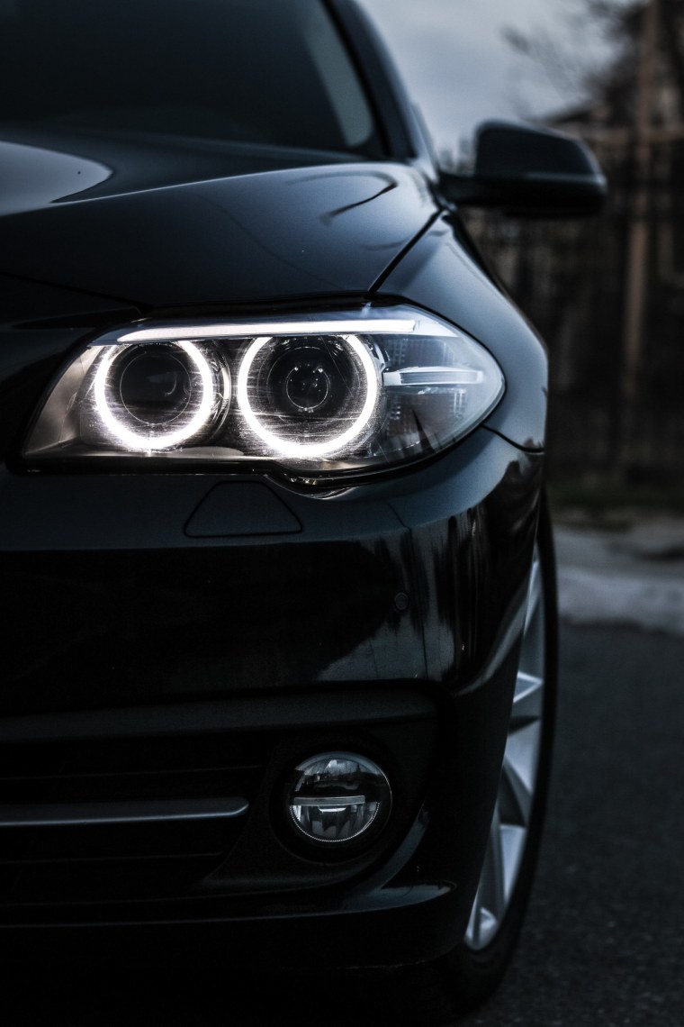 BMW f10 ангельские глазки