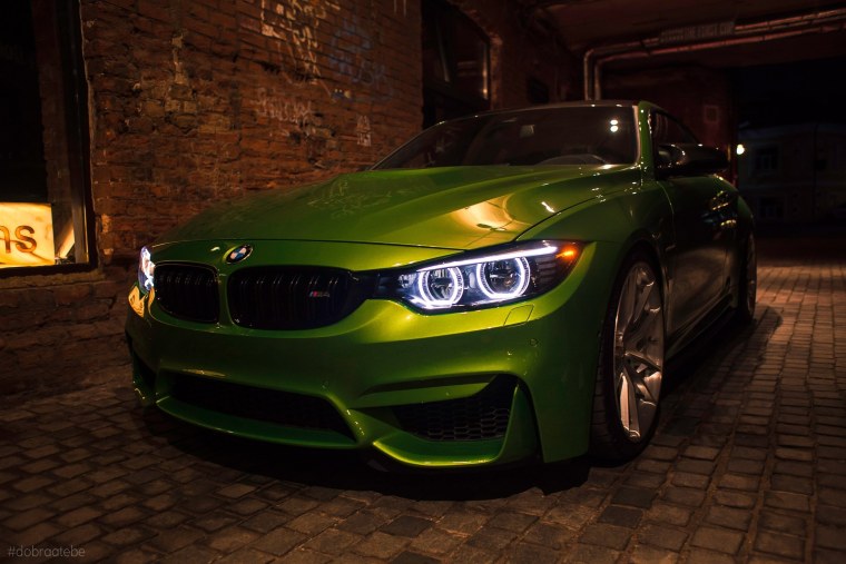 BMW.m4 far