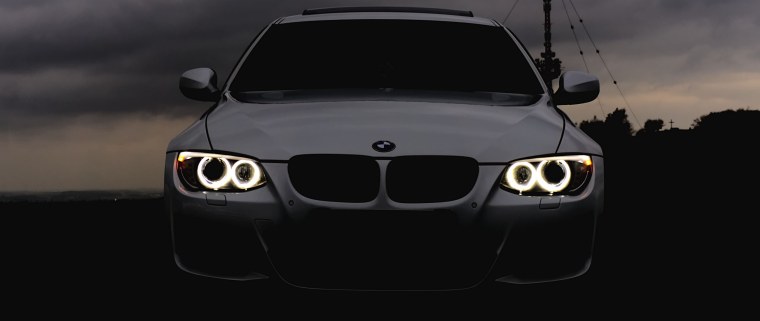 Фары БМВ на рабочий стол