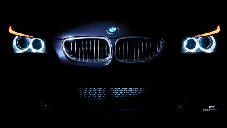 BMW m5 ангельские глазки