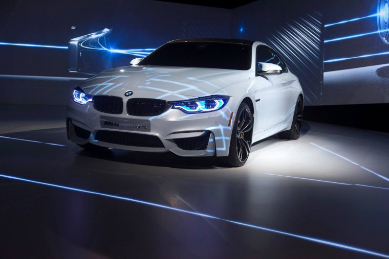 BMW m4 iconic Lights