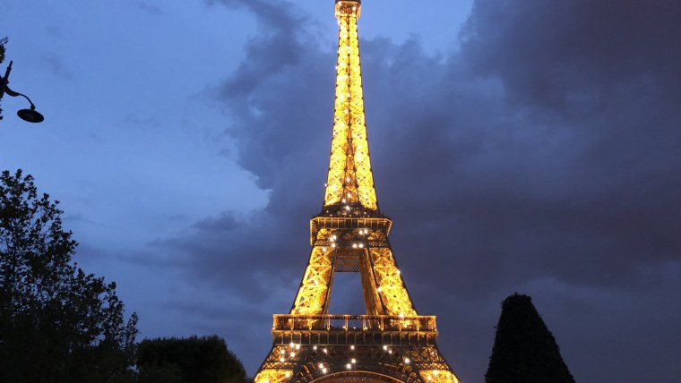 Эйфелева башня (la Tour Eiffel)