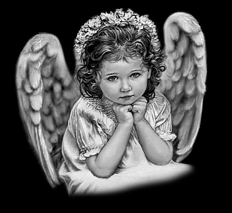 Девушка с крыльями