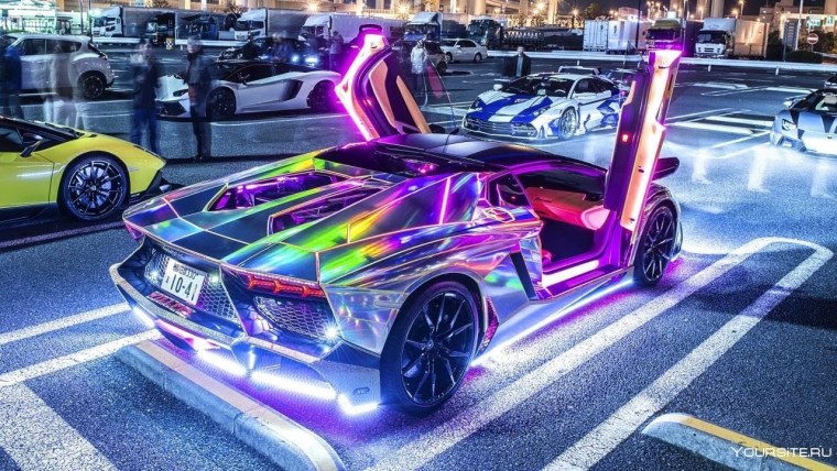 Lamborghini Aventador неон