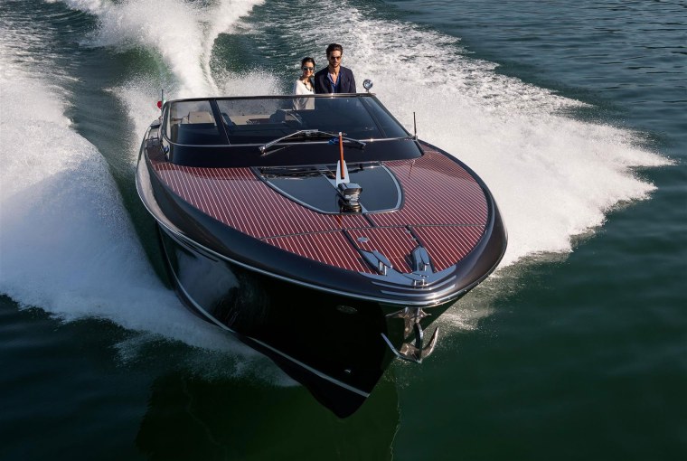 Лодки Рива Ривамаре