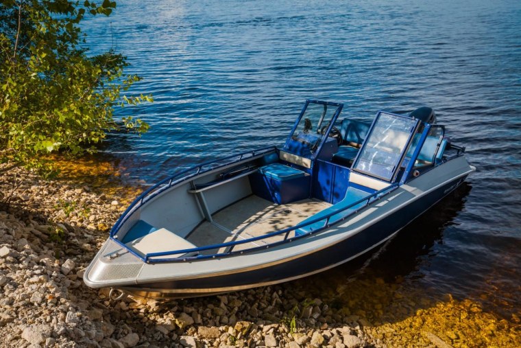 Катера салют REALCRAFT 200