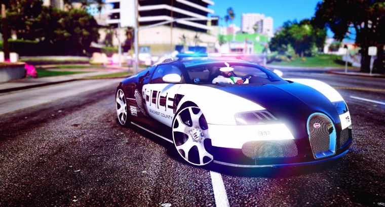 Полицейская машина Бугатти Вейрон