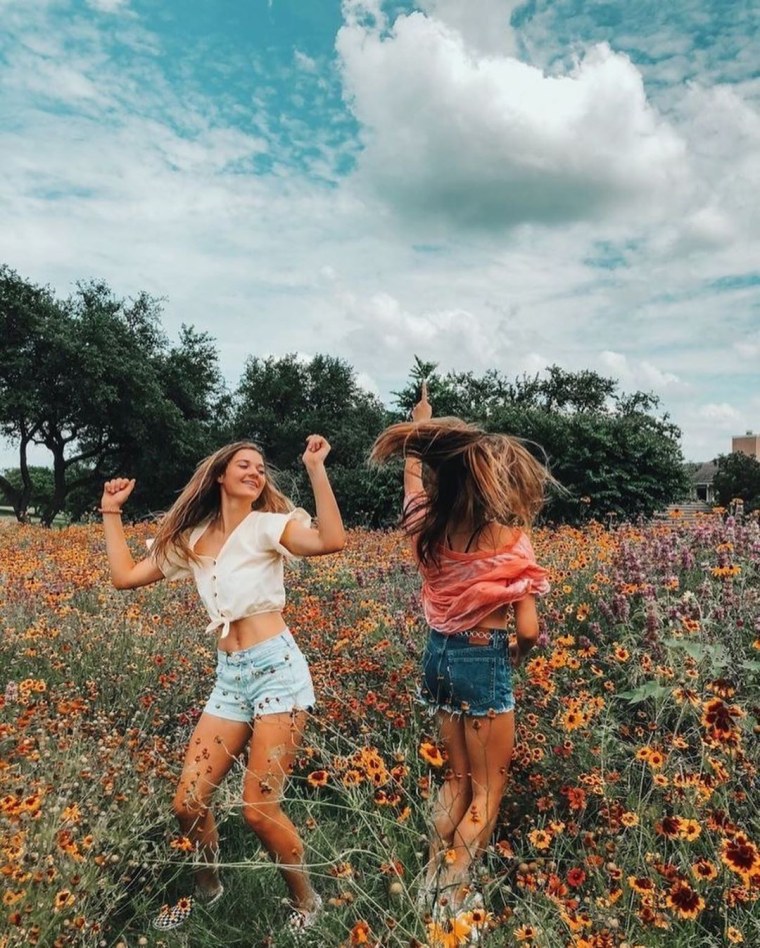 Фотосессия с подругой летом