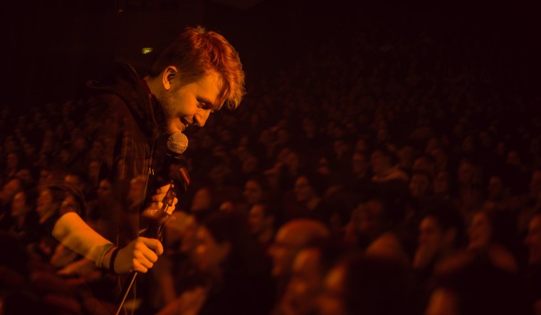 Даня поперечный стендап