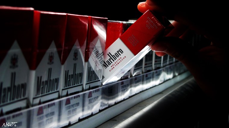 Сигареты Мальборо сигарета