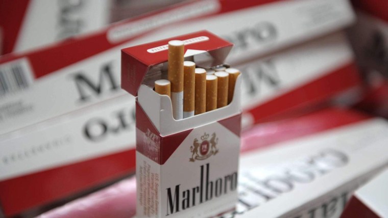 Космос синий сигареты