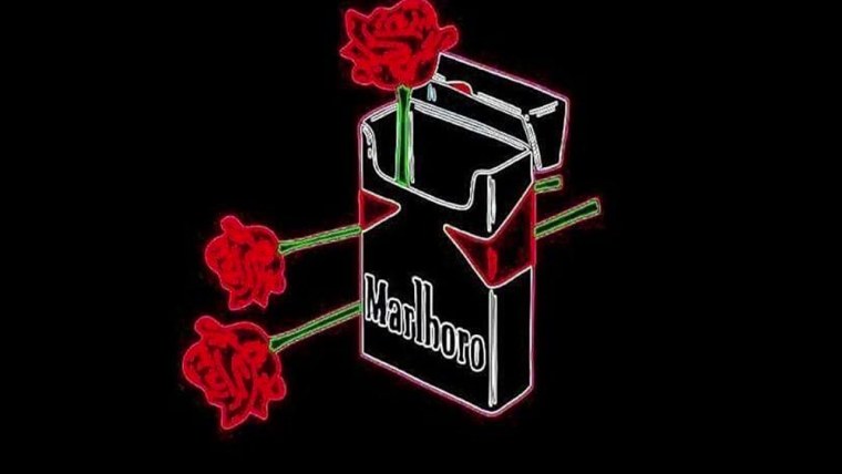 Marlboro на чёрном фоне