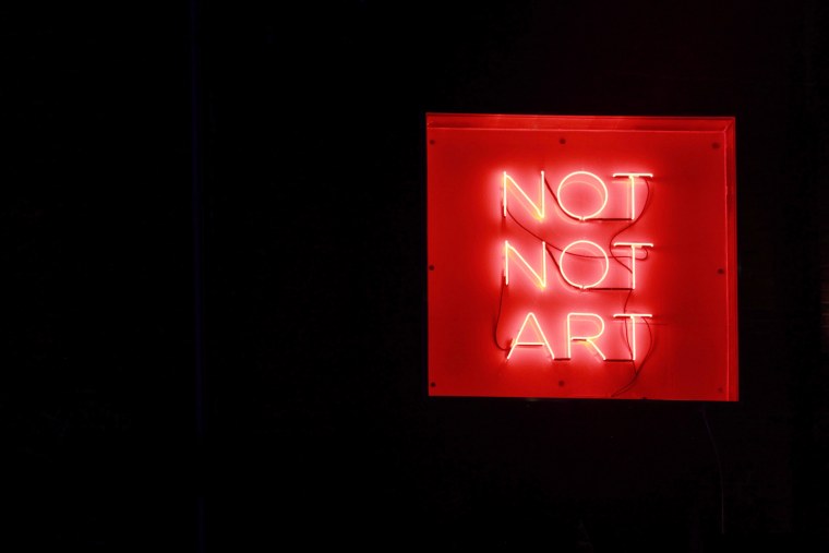 Неоновые надписи