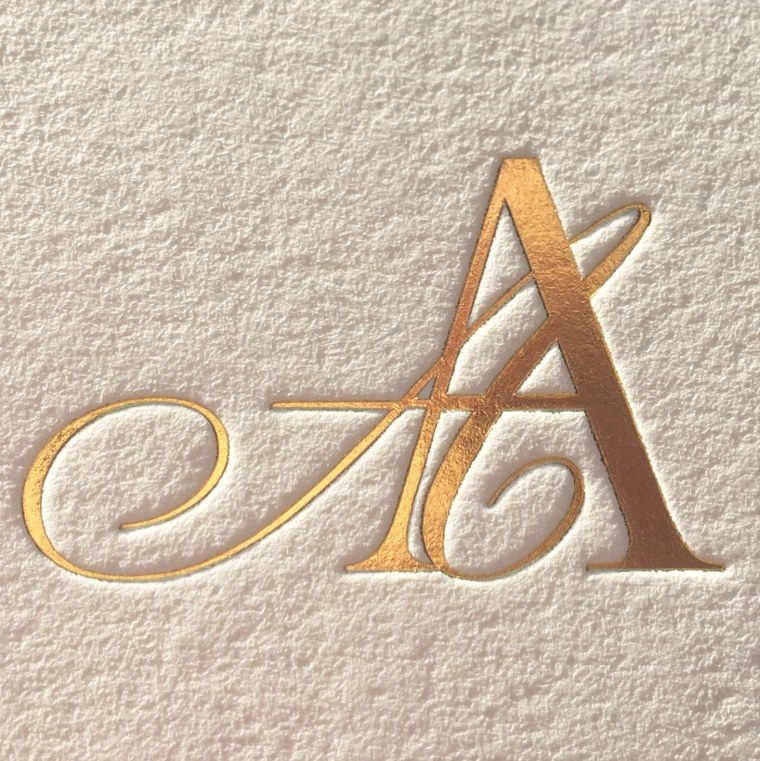 Современная Монограмма