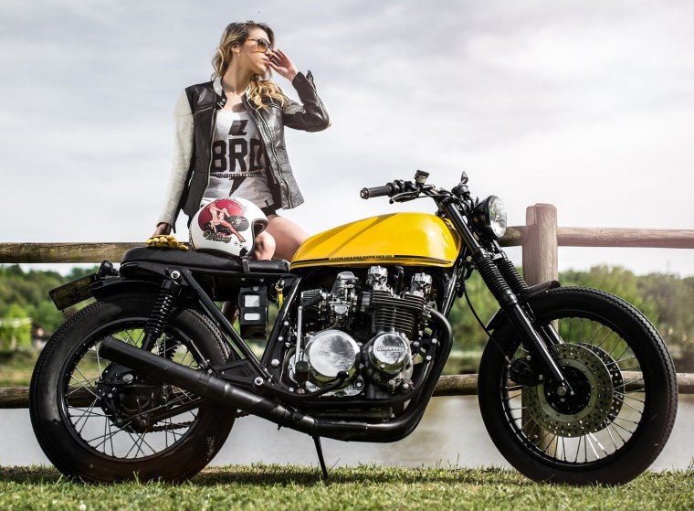 Рисунки на кофе мотоцикла