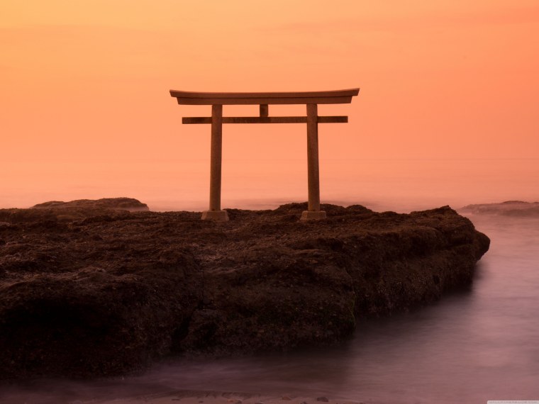 Ворота тории в Японии