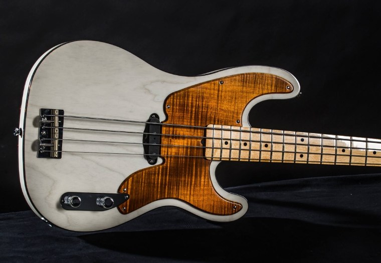 Фендер телекастер бас