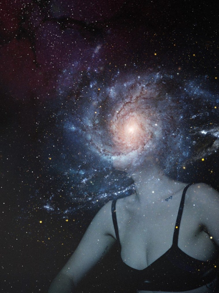 Девушка космос