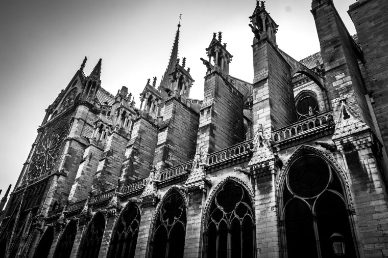 Готическая архитектура собор Парижской Богоматери