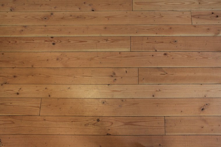 Деревянный пол