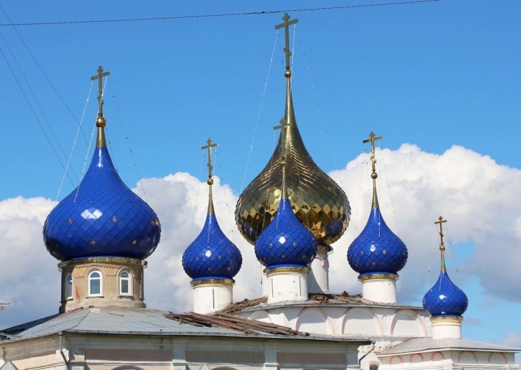 Луковичные купола храмов