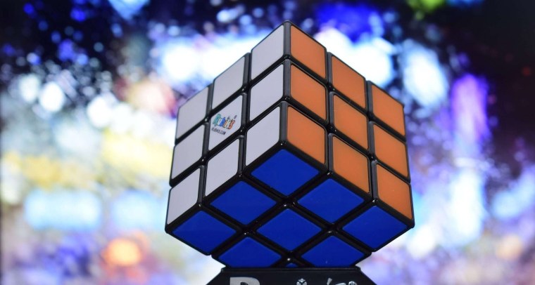 Красивый кубик Рубика