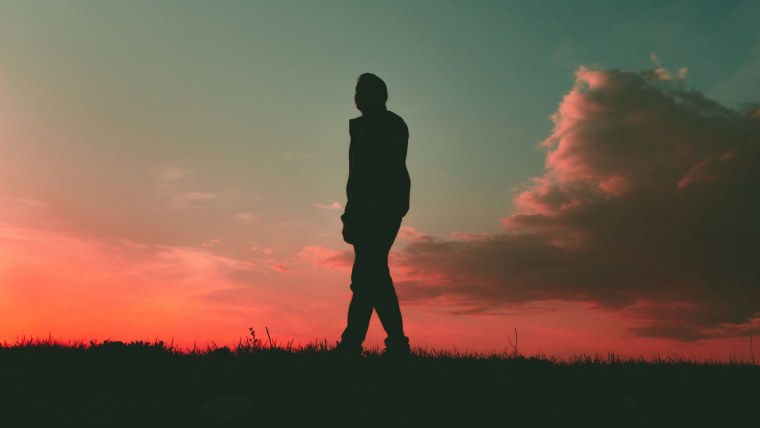 Человек на закате