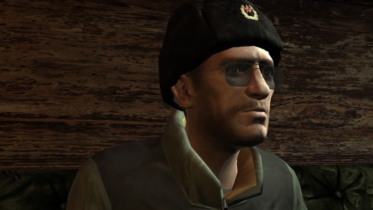 Нико Беллик в шапке ушанке