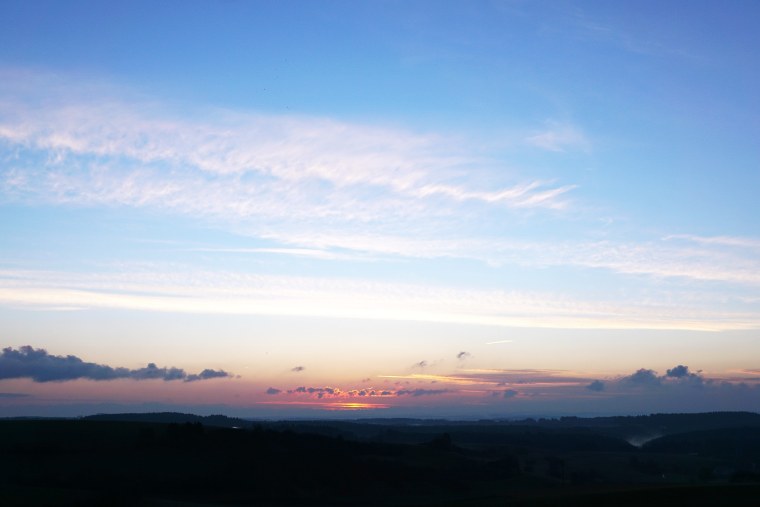 Раннее утро небо