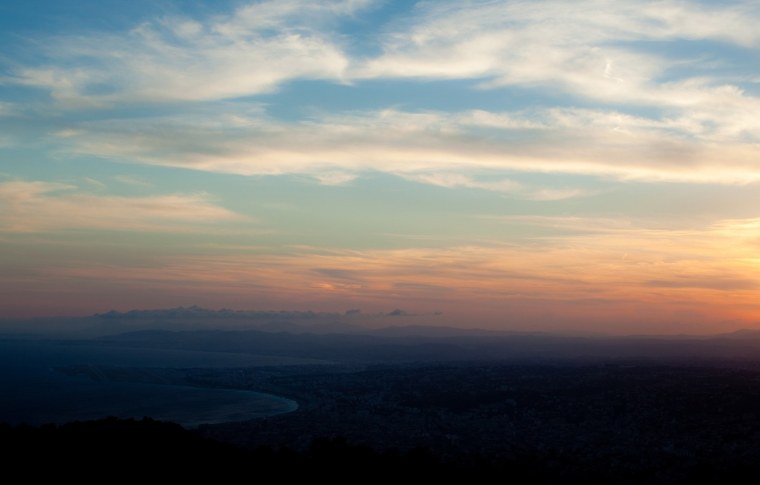 Предрассветное небо