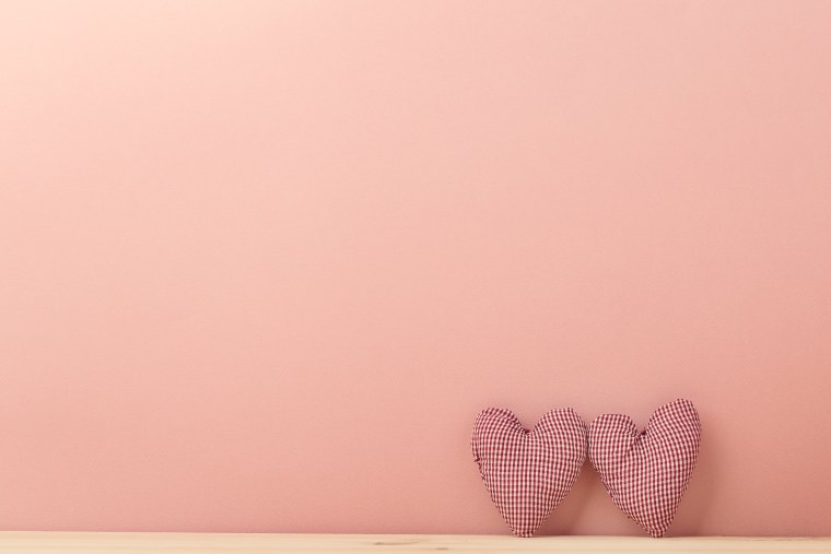 Фон нежный бежево розовый с сердечками