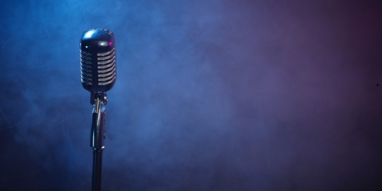 Микрофон красивый