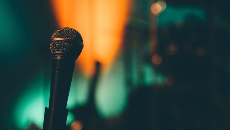 Микрофон красивый