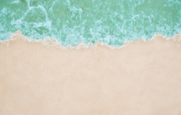 Песчаный пляж вид сверху