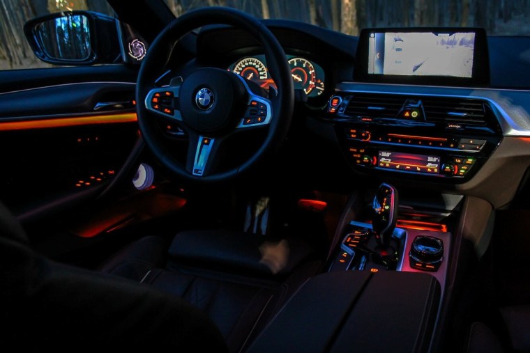 БМВ х5 2015 салон ночью