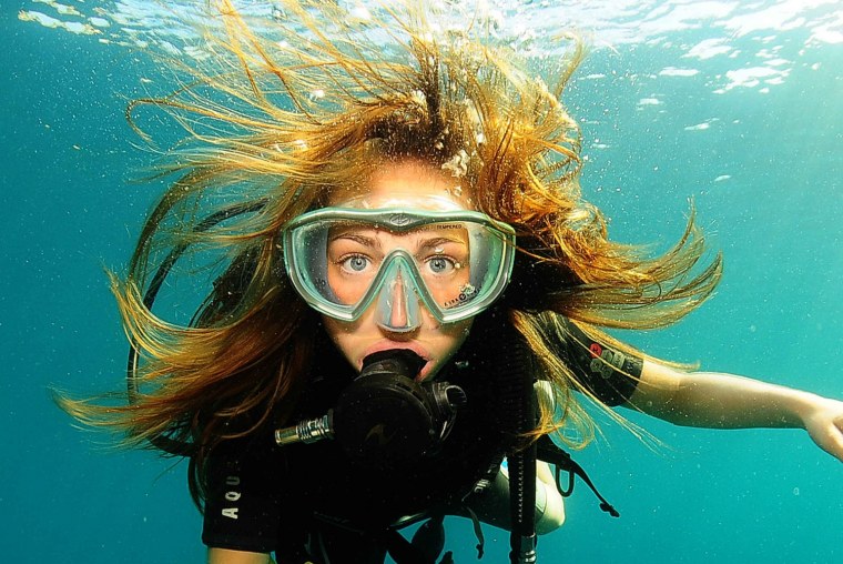 Человек в акваланге