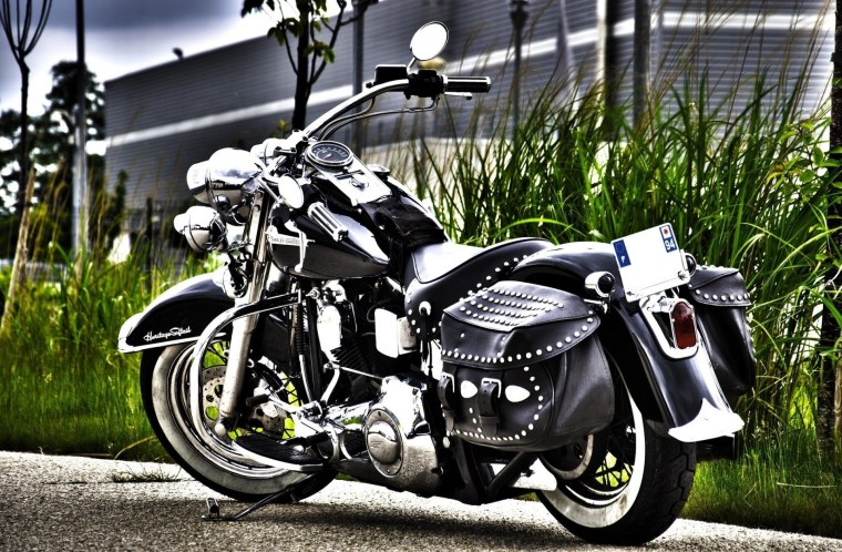 Мотоцикл Моторбайк желтый