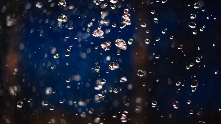 Вода в стекле