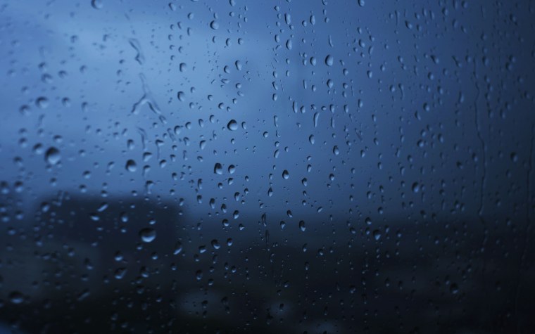 Капли дождя