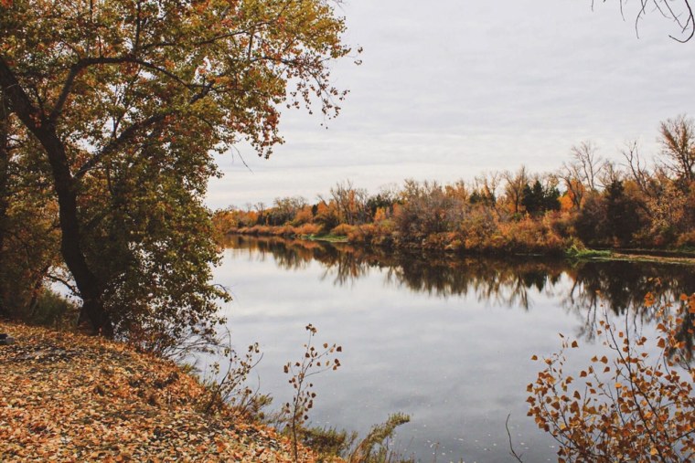 Пейзаж с мостиком