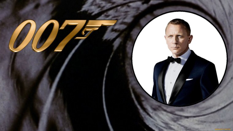 Агент 007 Джеймс Бонд в дуле
