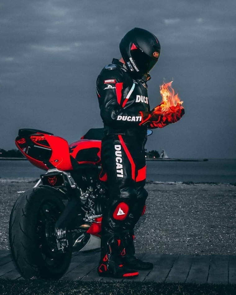 Спортбайк на аву