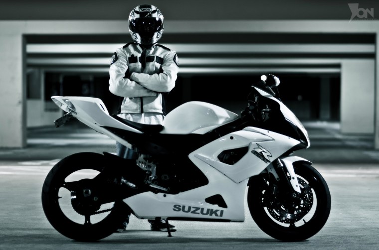 Аватарки с мотоциклами для парней