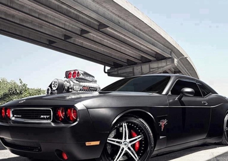 Dodge Challenger тюнингованный