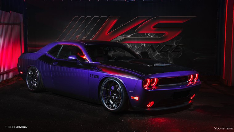 Dodge Challenger 7
