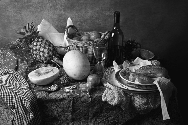 Чёрно-белый натюрморт