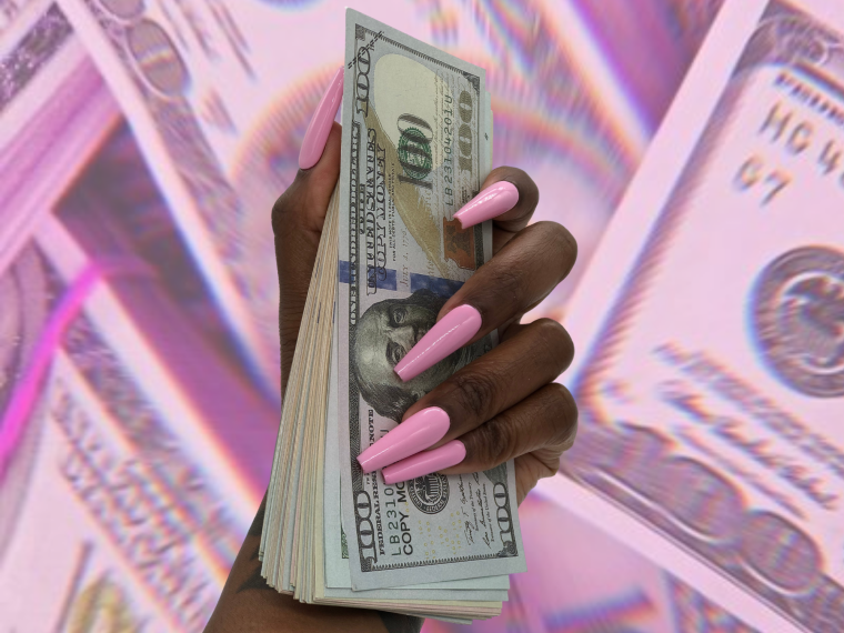 Очень много долларов